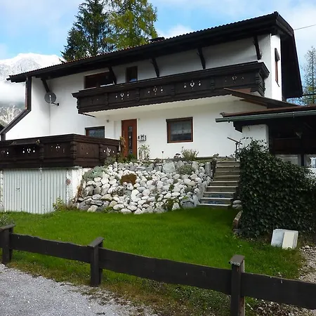 Haus Ferdinand Appartement Leutasch